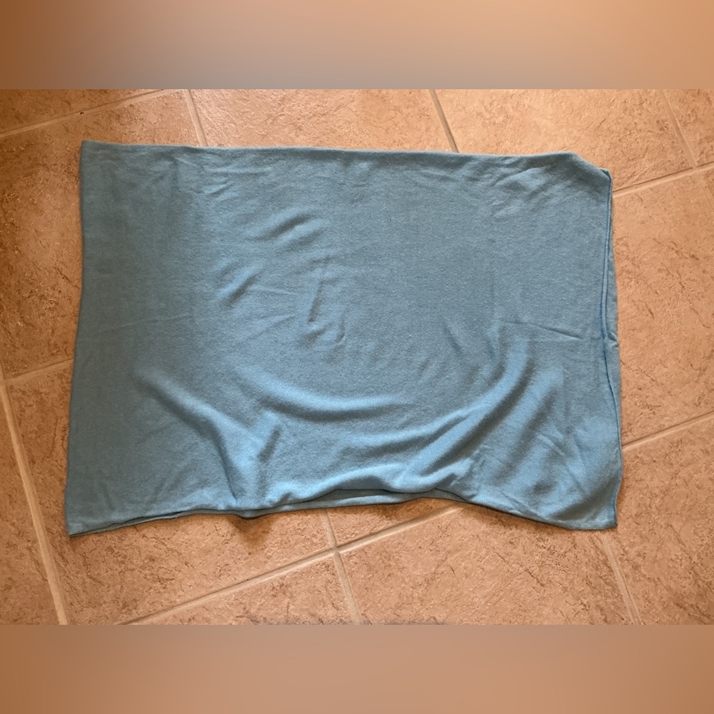 Hand made in Nepal cashmere blue poncho shrug
